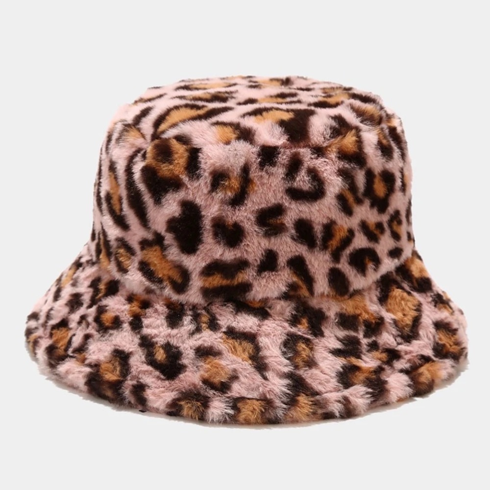 Leopard print pink furry bucket hat